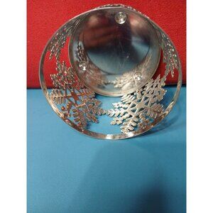Bath & Body Work 3 Wick Candle Holder Silver Metal Snowflake Winter Discontinued